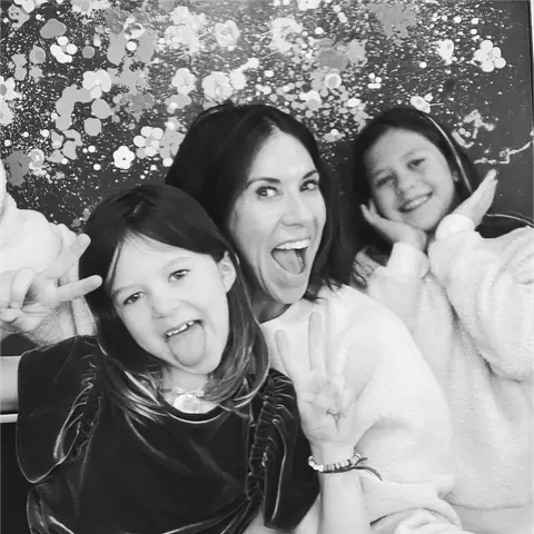 Shannon Fitzgerald with her two daughters